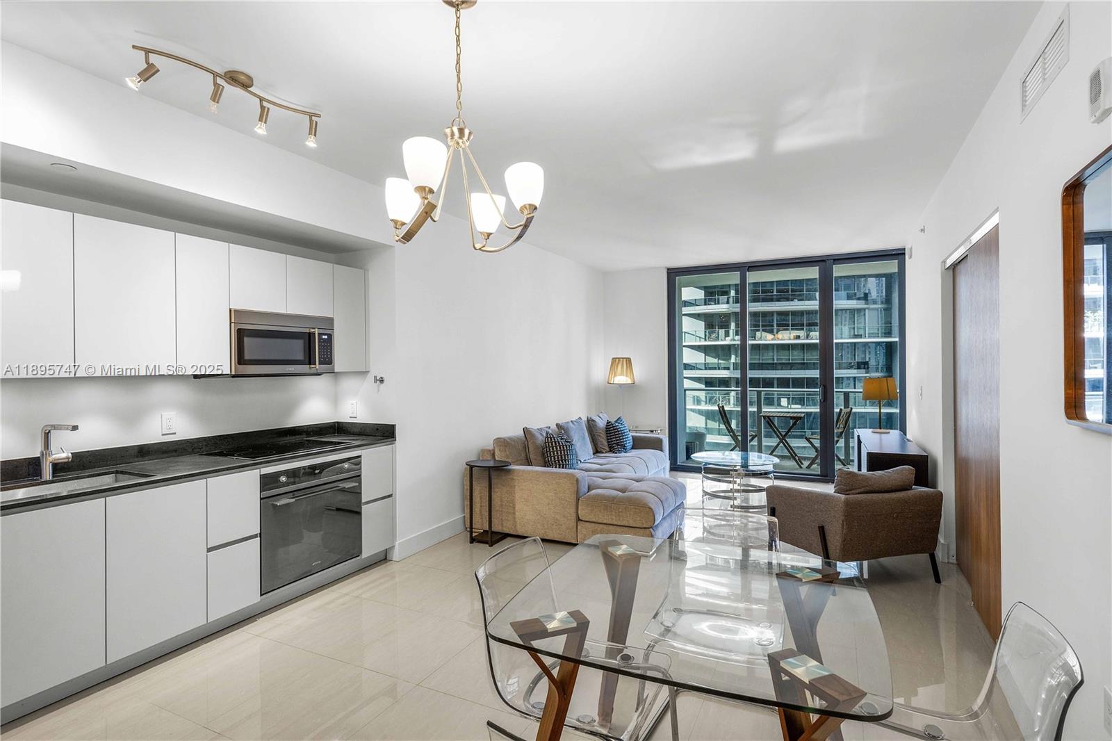 1010 Brickell Ave #3208, Miami FL 33131