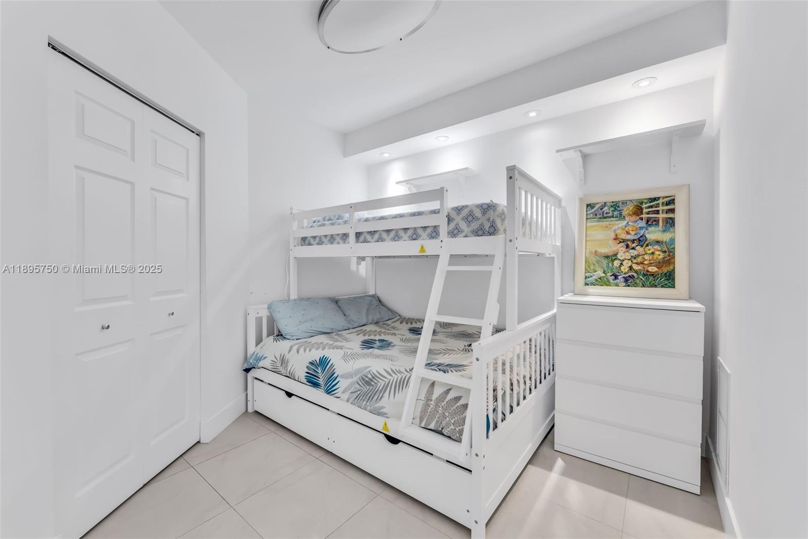 16699 Collins Ave #2904, Sunny Isles Beach FL 33160