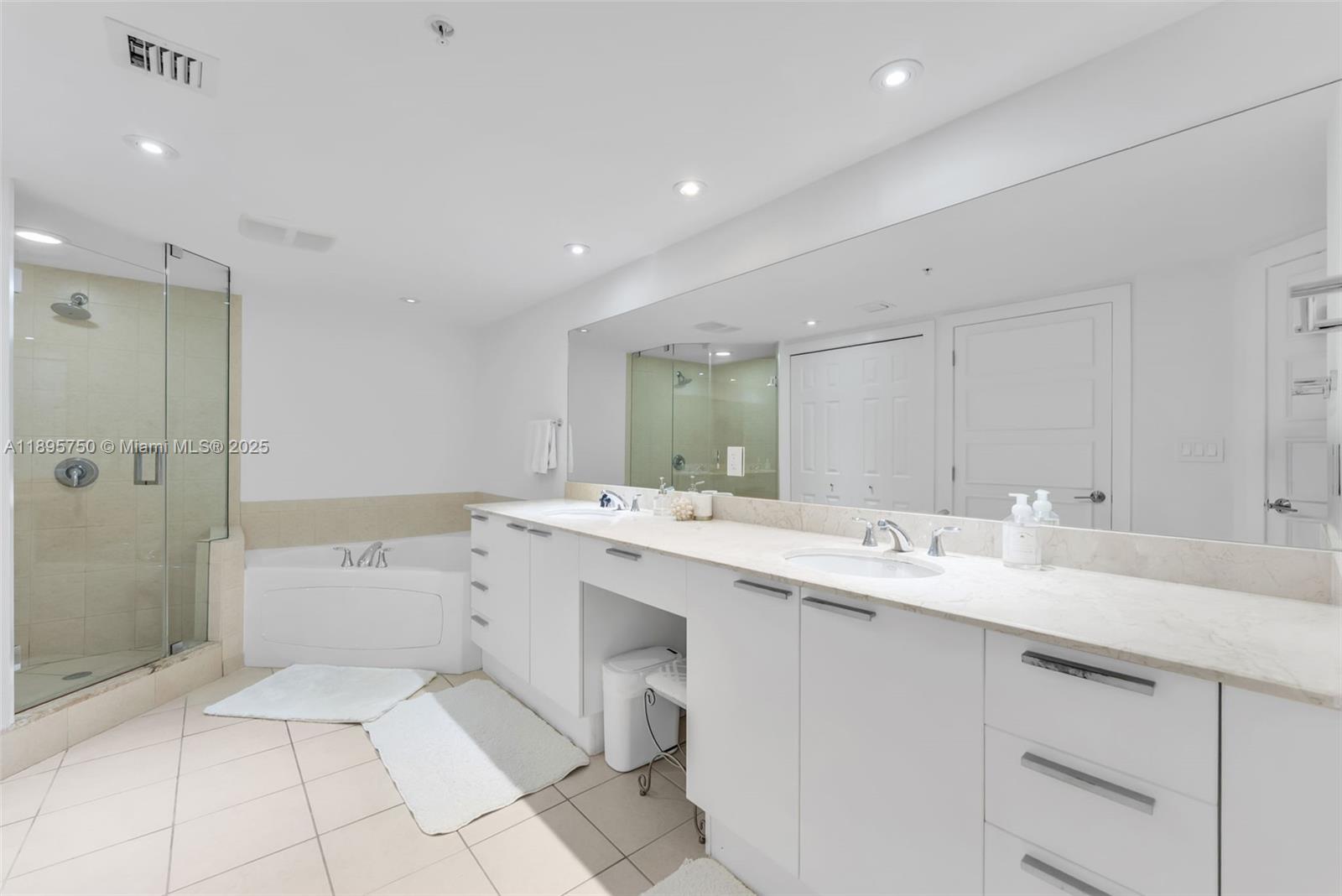 16699 Collins Ave #2904, Sunny Isles Beach FL 33160