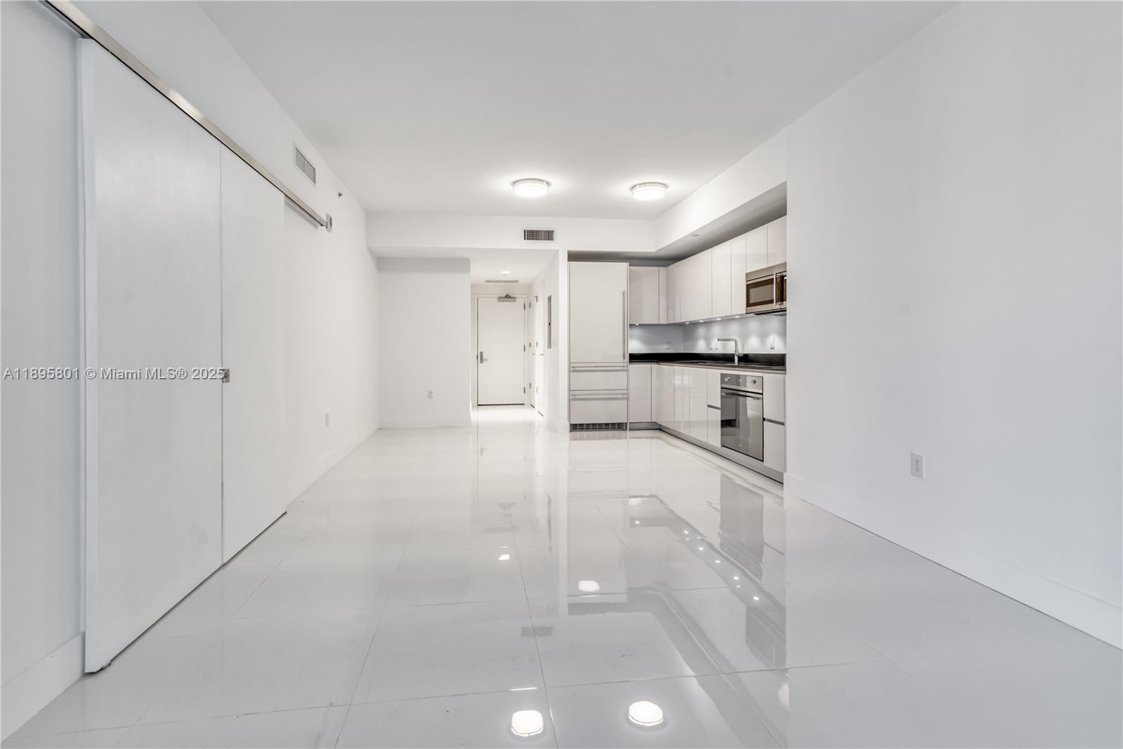 1010 Brickell Ave #3908, Miami FL 33131