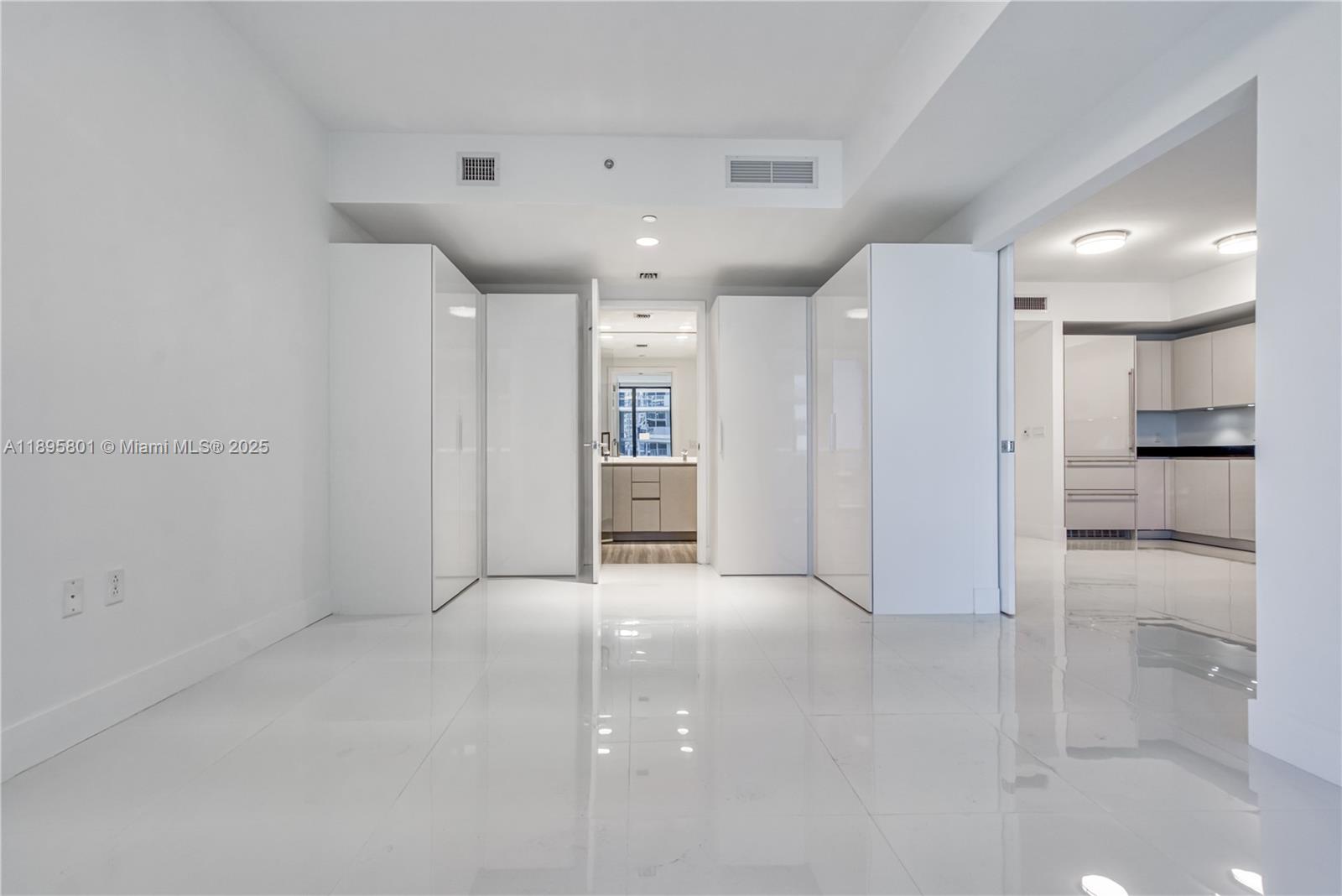 1010 Brickell Ave #3908, Miami FL 33131