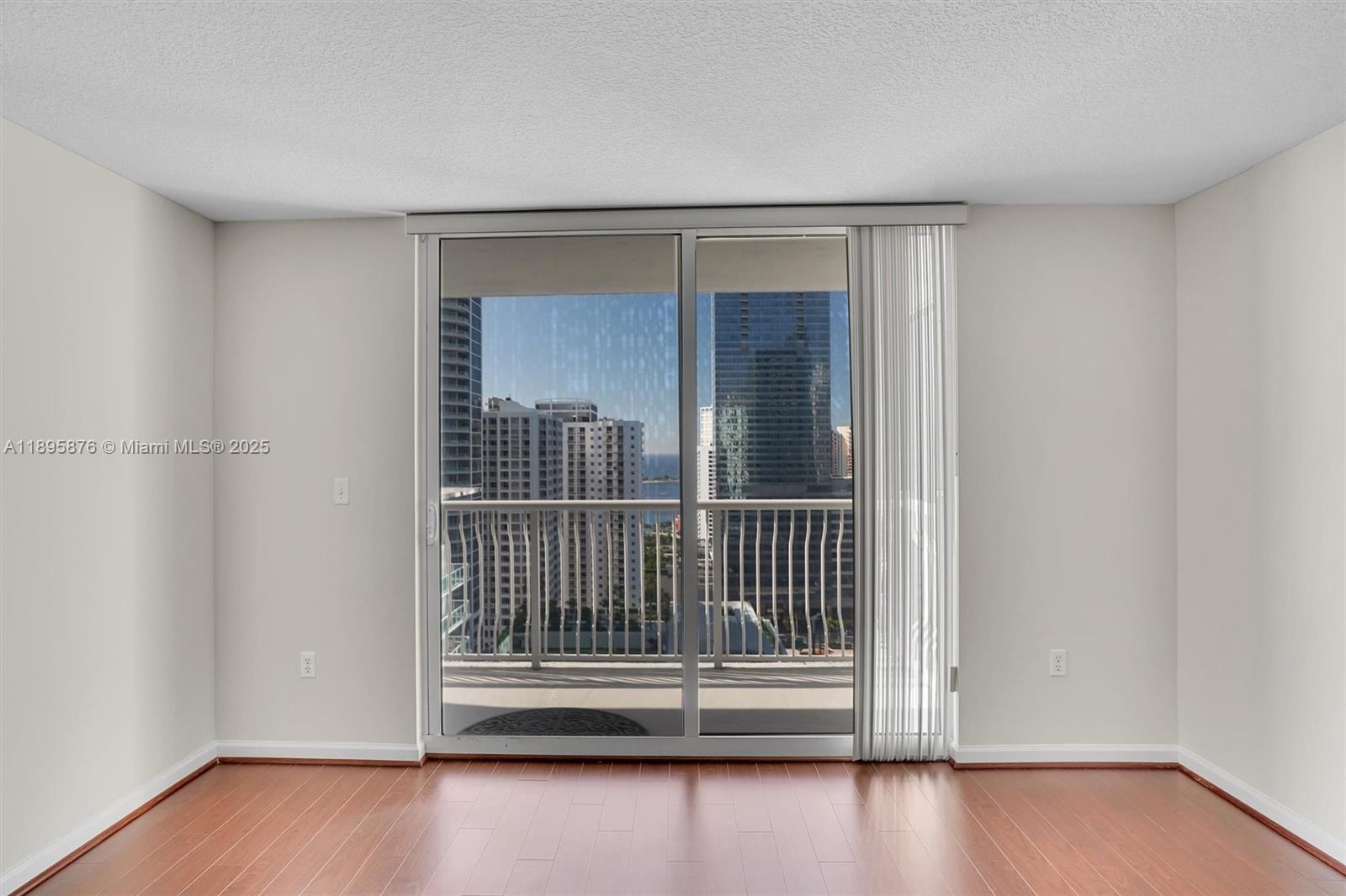 1200 Brickell Bay Dr #2821, Miami FL 33131