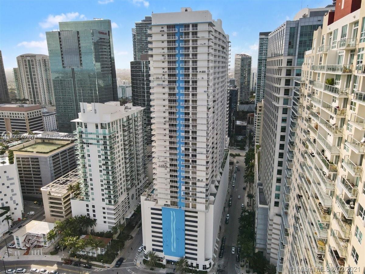 1200 Brickell Bay Dr #2821, Miami FL 33131