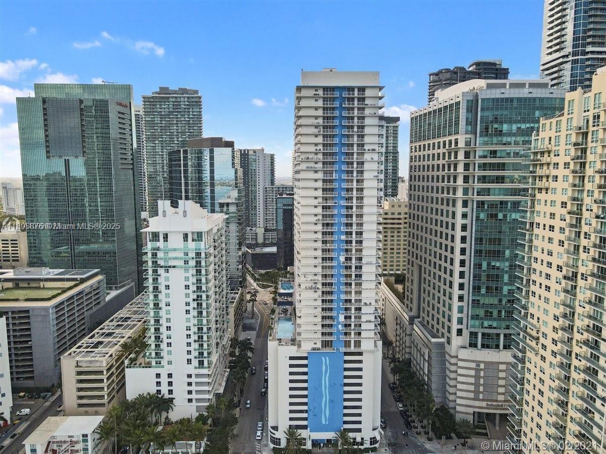 1200 Brickell Bay Dr #2821, Miami FL 33131