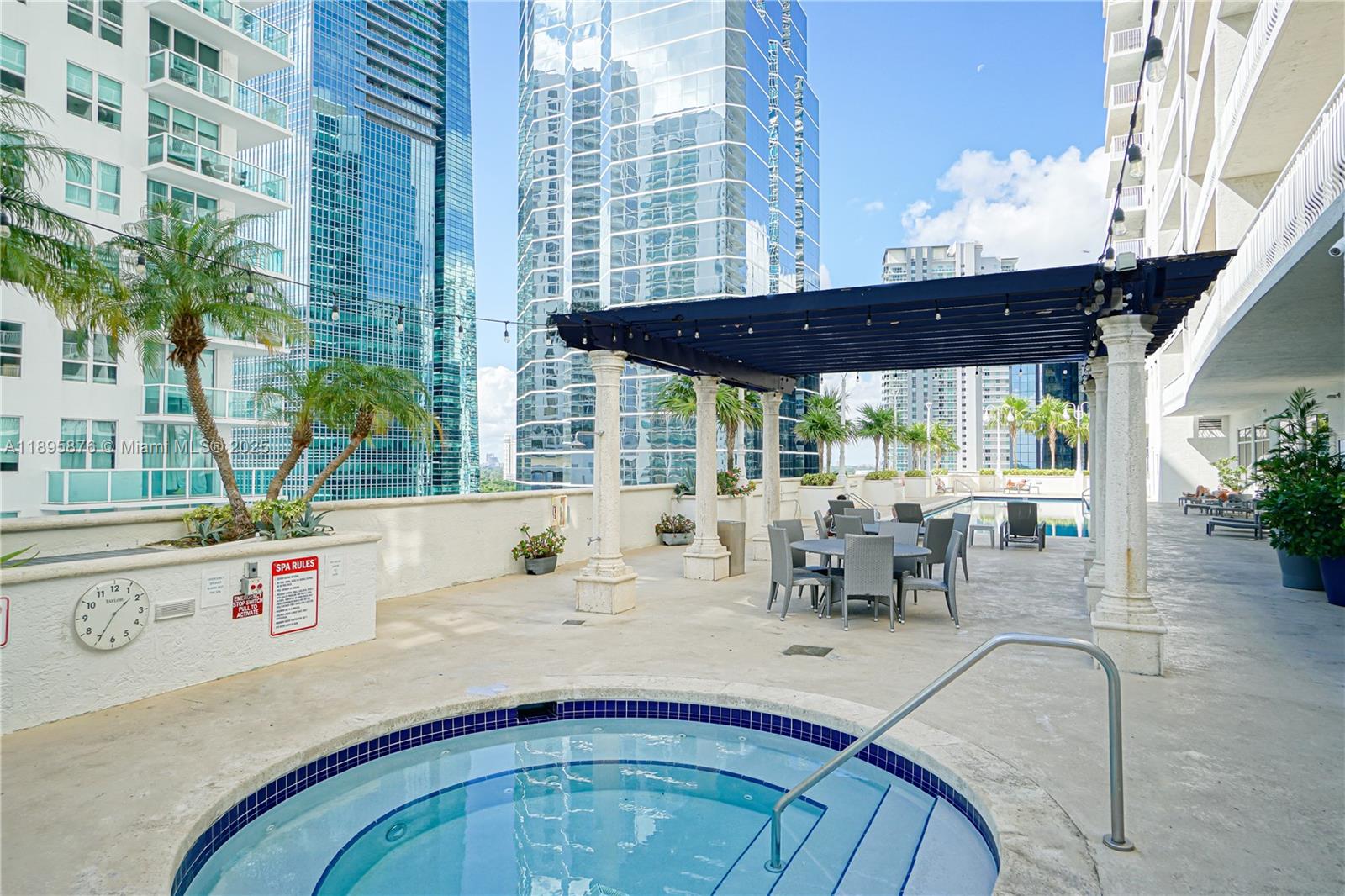 1200 Brickell Bay Dr #2821, Miami FL 33131