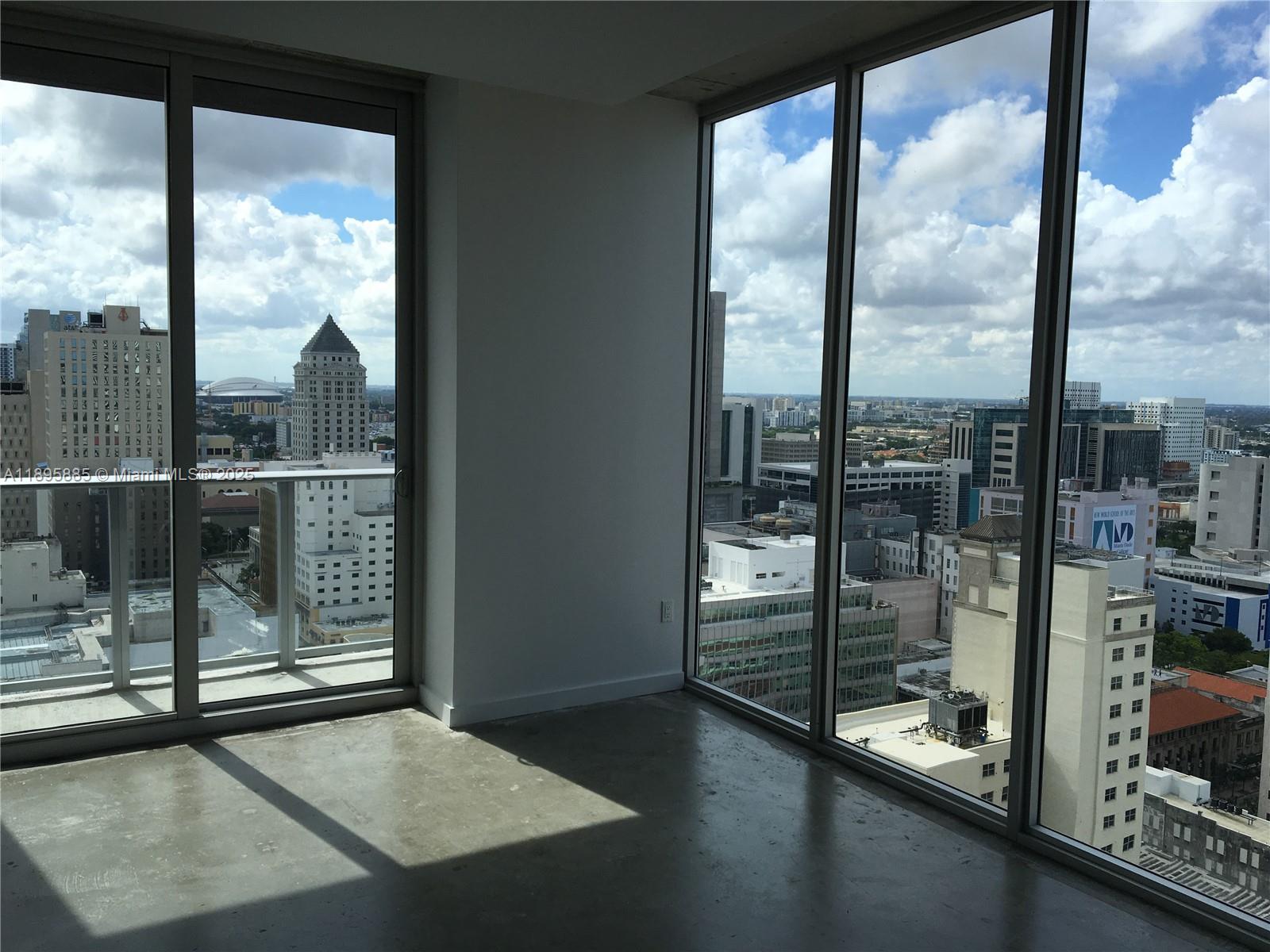 151 SE 1st St #1710, Miami FL 33131