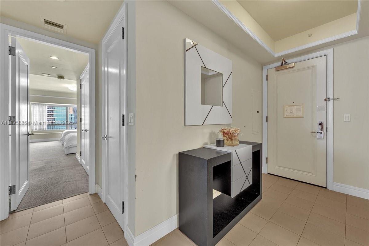 1435 Brickell Ave #3112, Miami FL 33131