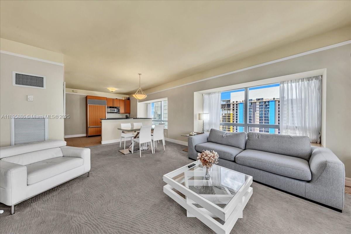 1435 Brickell Ave #3112, Miami FL 33131
