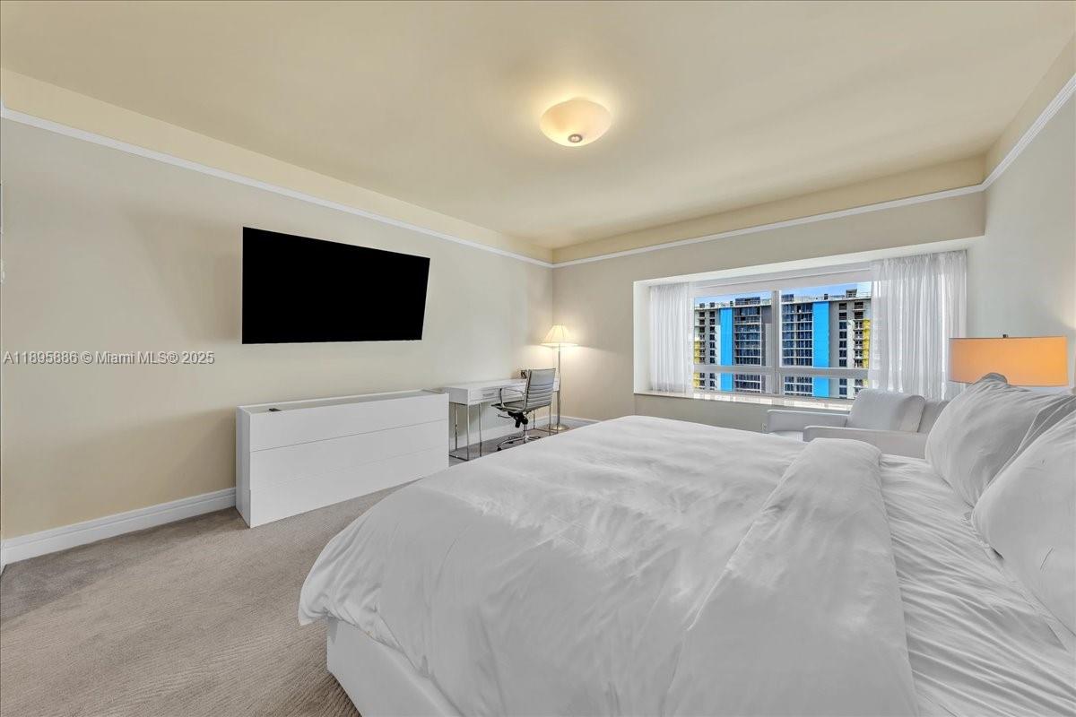 1435 Brickell Ave #3112, Miami FL 33131