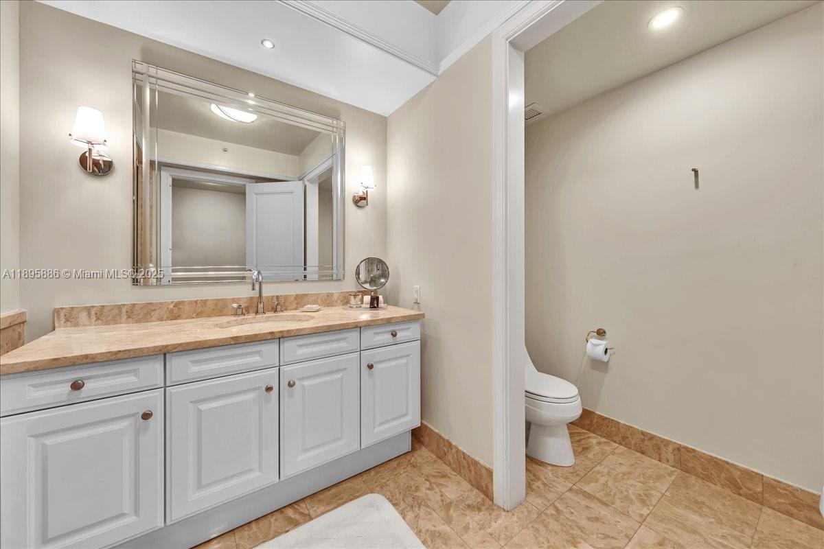 1435 Brickell Ave #3112, Miami FL 33131