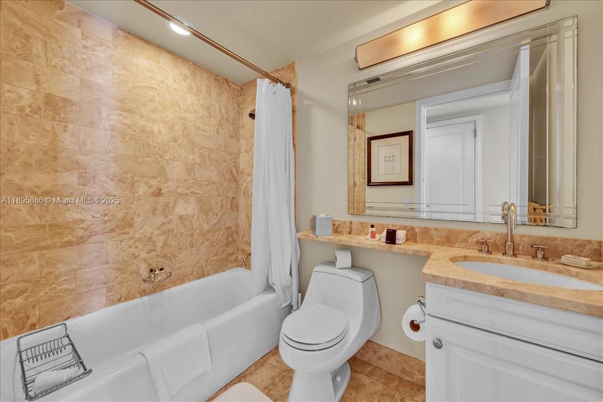 1435 Brickell Ave #3112, Miami FL 33131