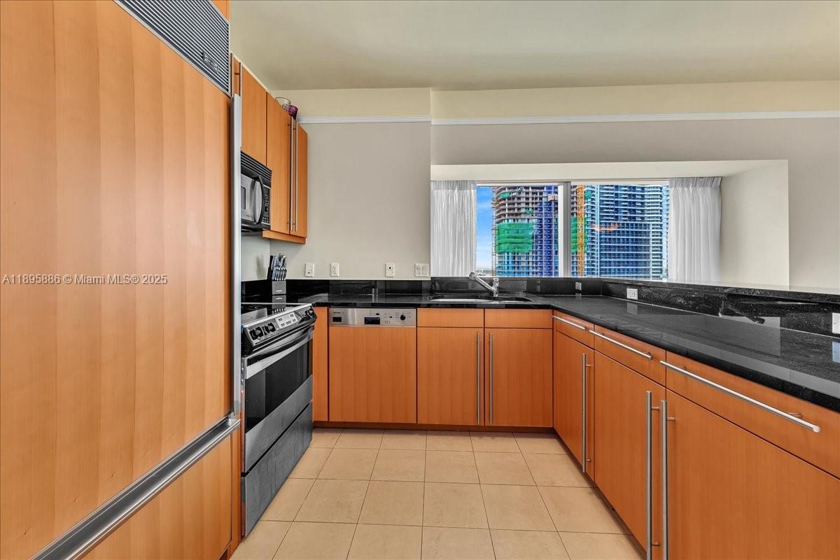 1435 Brickell Ave #3112, Miami FL 33131