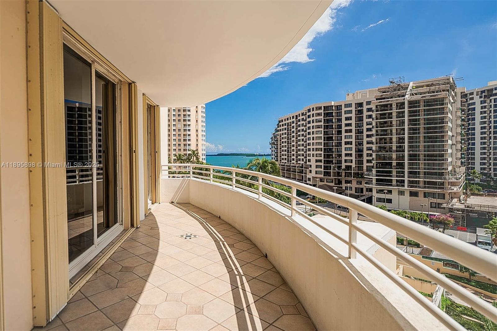 888 Brickell Key Dr #903, Miami FL 33131