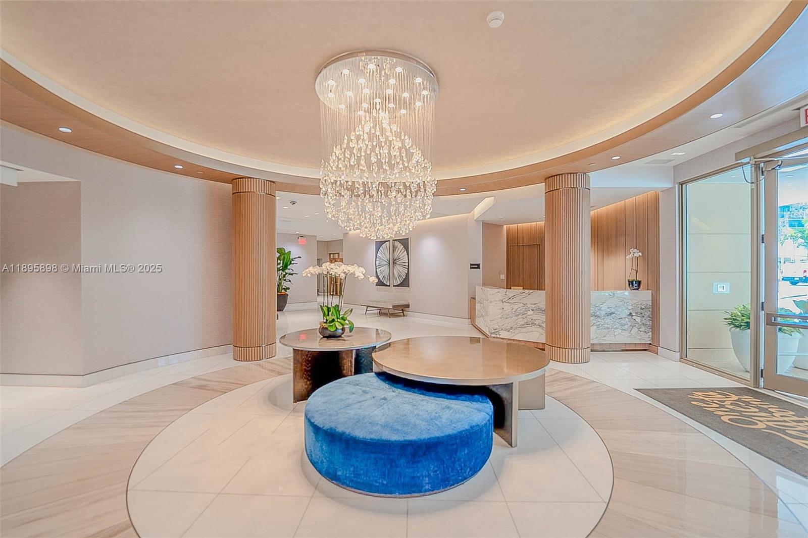 888 Brickell Key Dr #903, Miami FL 33131