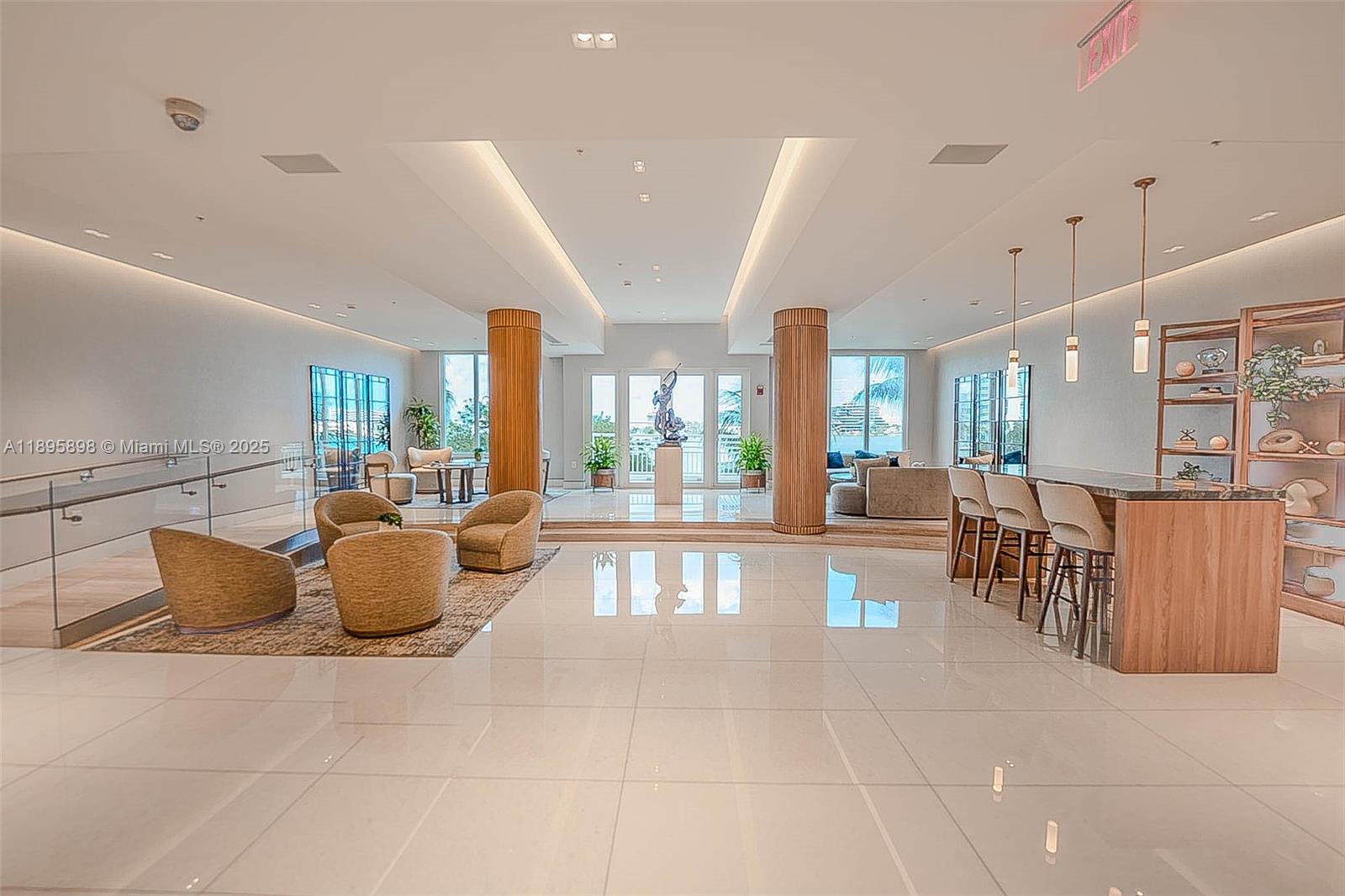 888 Brickell Key Dr #903, Miami FL 33131