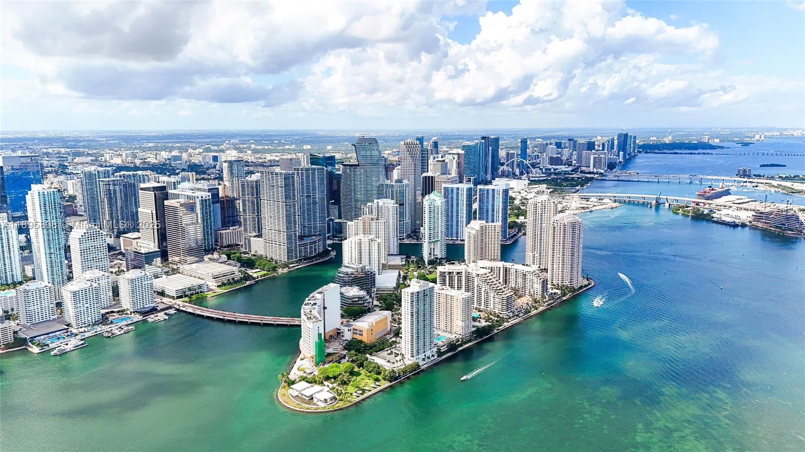 888 Brickell Key Dr #903, Miami FL 33131