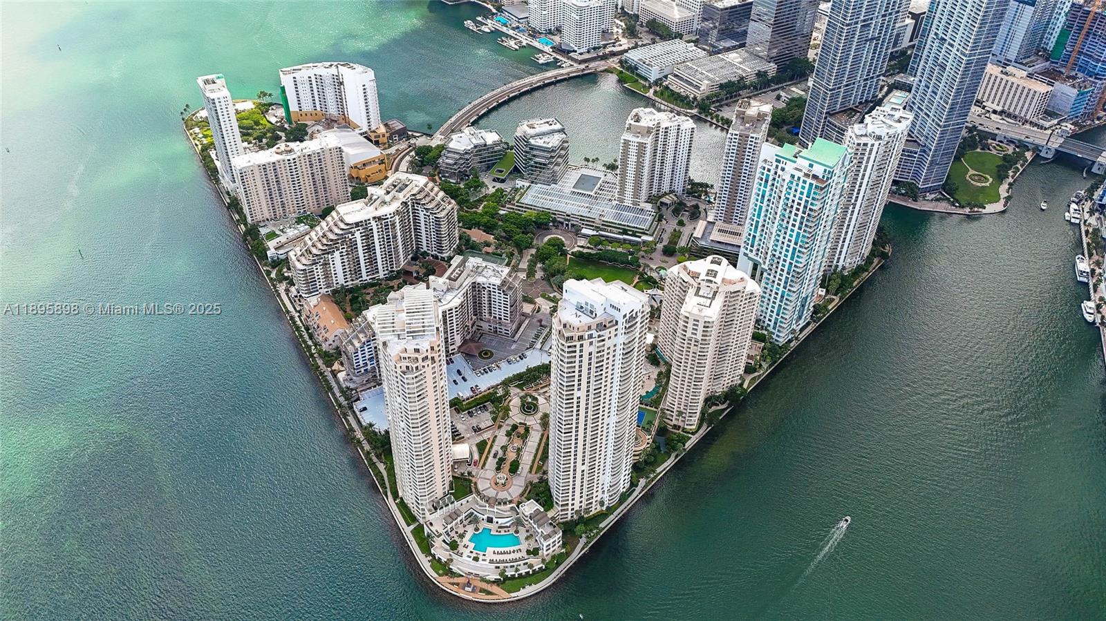 888 Brickell Key Dr #903, Miami FL 33131
