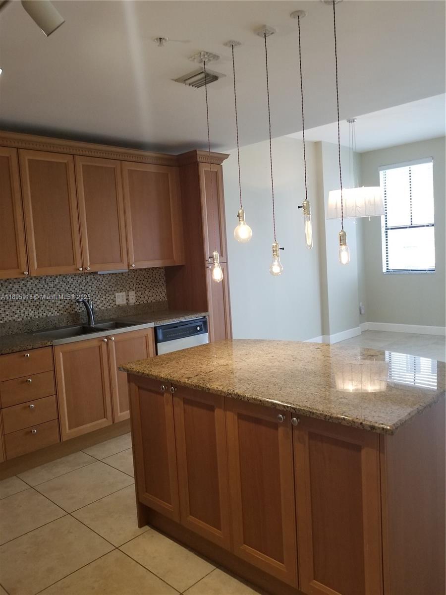 55 Merrick Way #828, Coral Gables FL 33134