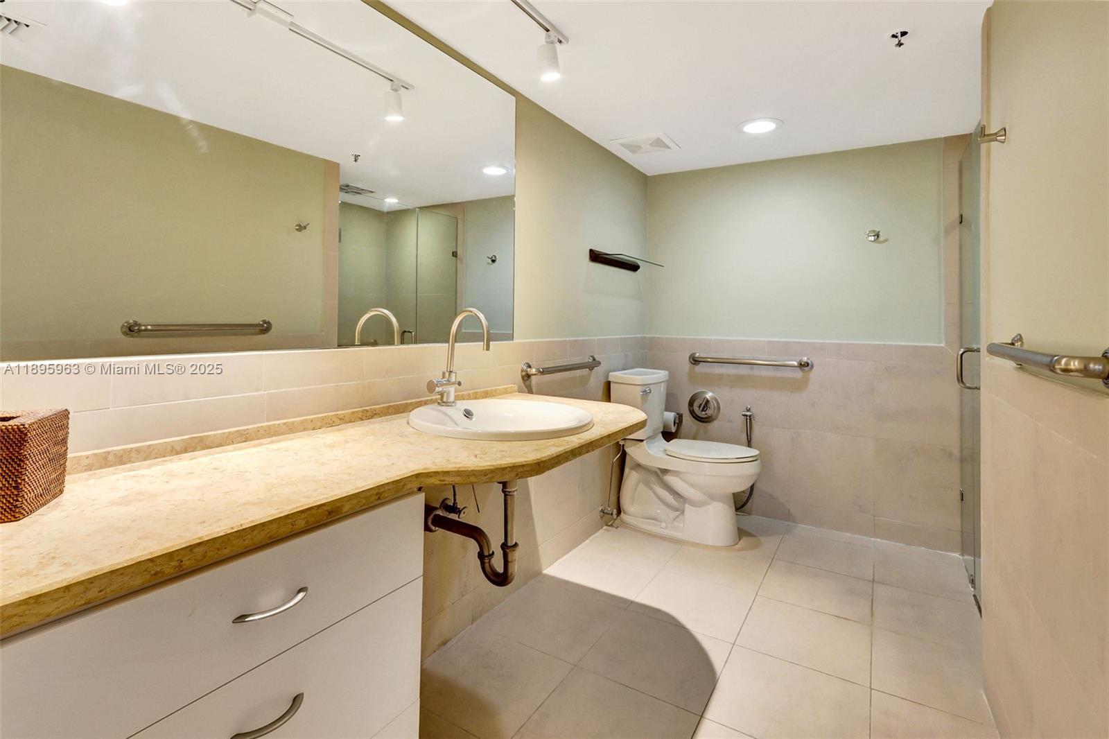 251 Crandon Blvd #628, Key Biscayne FL 33149