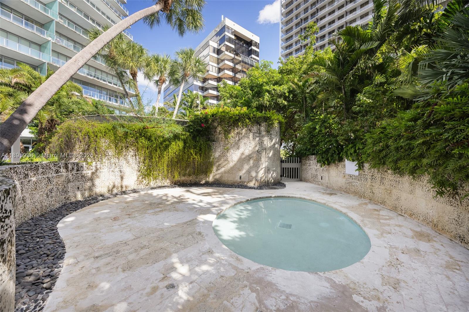 2669 S Bayshore Dr #804N, Coconut Grove FL 33133