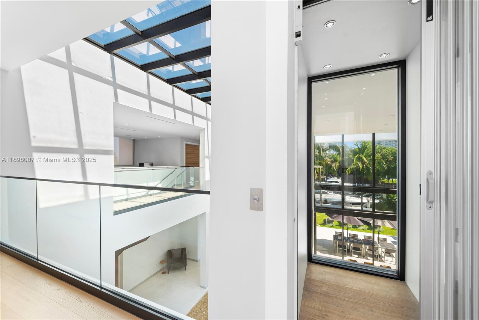 418 Sunset Dr, Hallandale Beach FL 33009