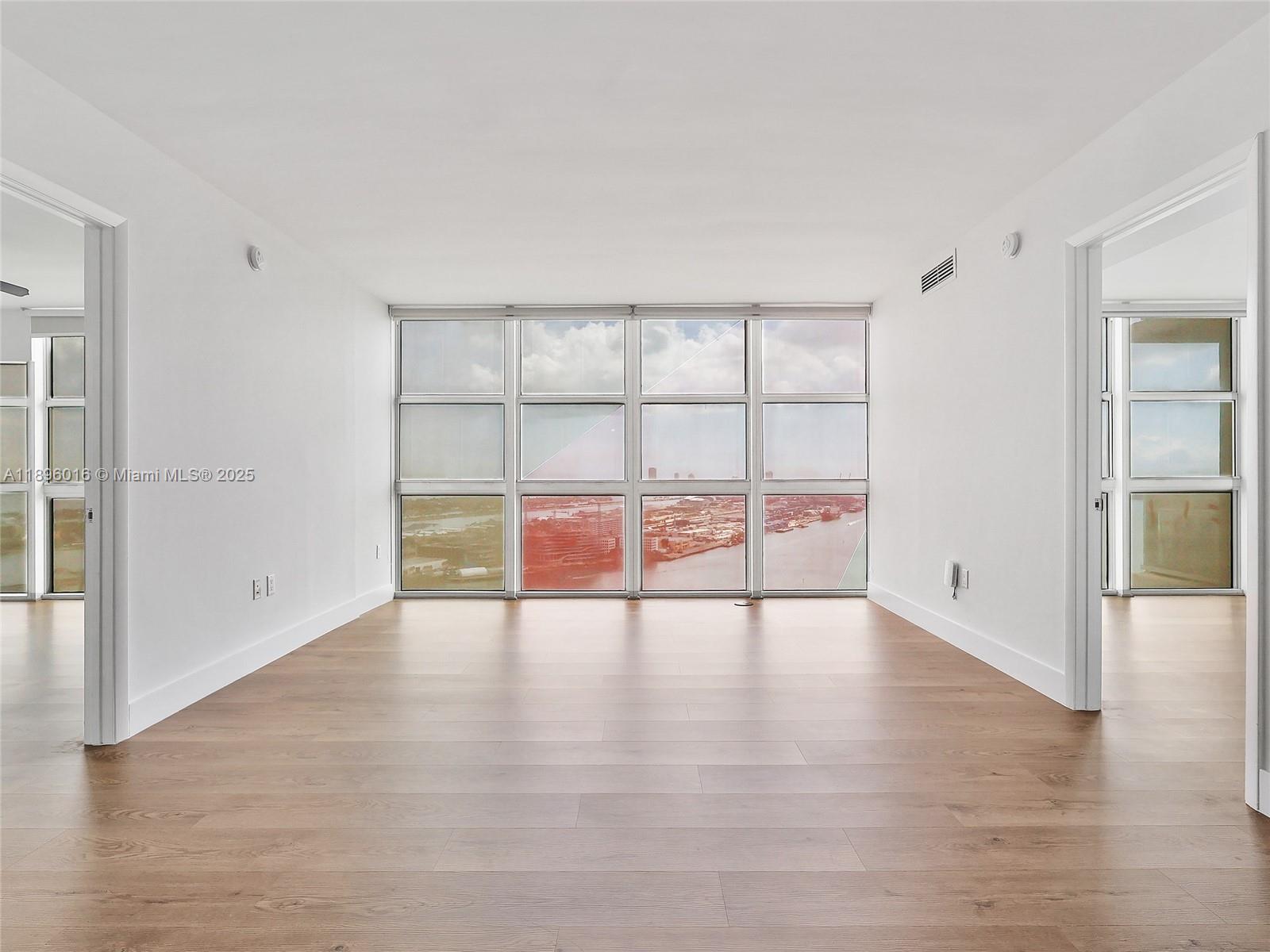 50 Biscayne Blvd #4008, Miami FL 33132
