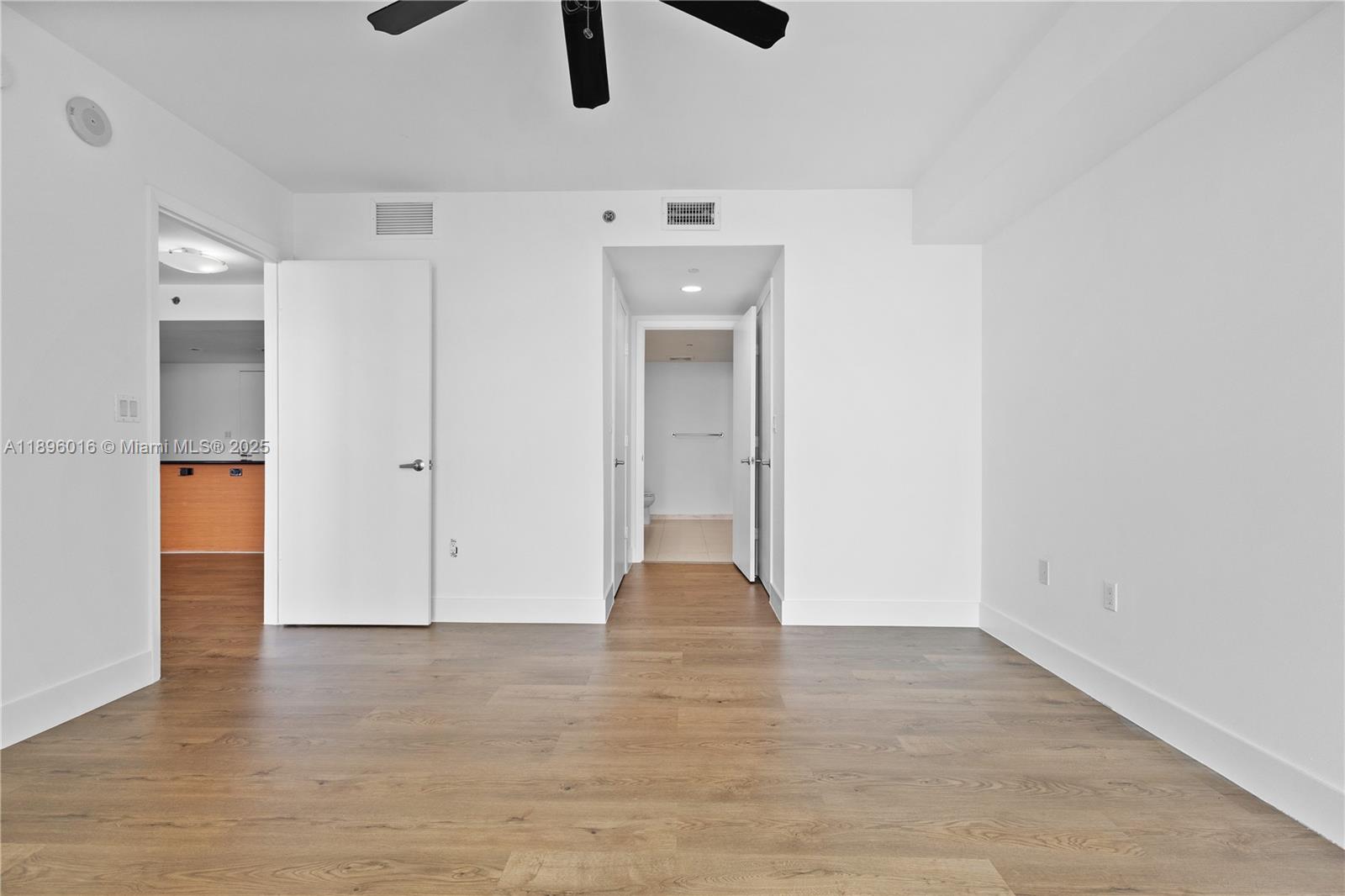 50 Biscayne Blvd #4008, Miami FL 33132
