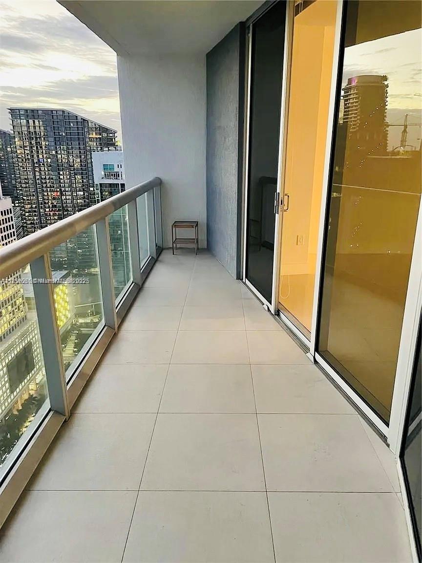 495 Brickell Ave #4309, Miami FL 33131