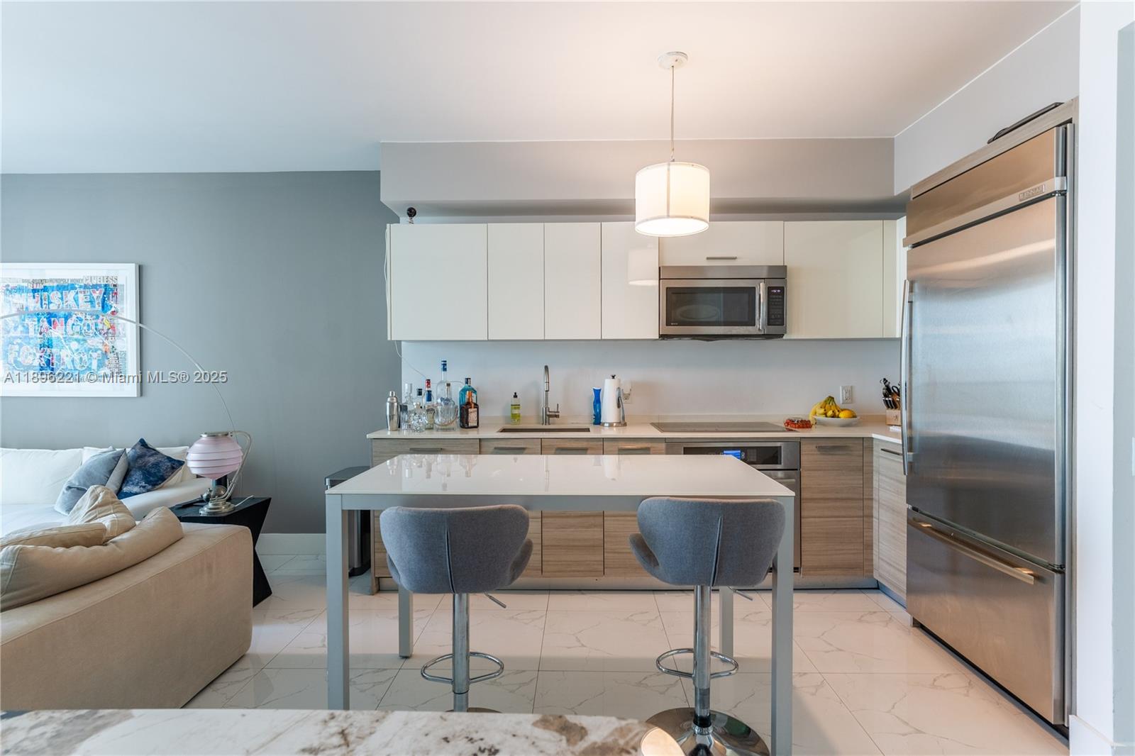 1300 Brickell Bay Dr #808, Miami FL 33131