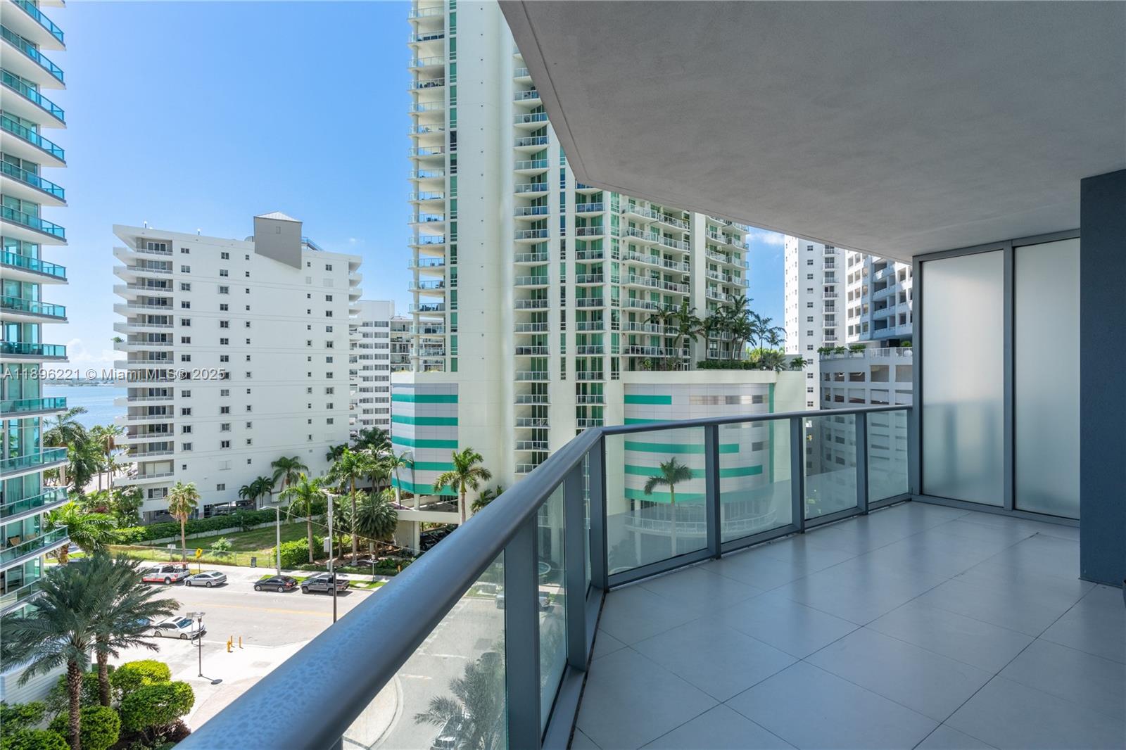 1300 Brickell Bay Dr #808, Miami FL 33131