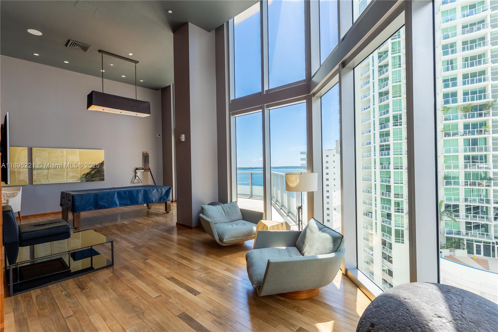 1300 Brickell Bay Dr #808, Miami FL 33131