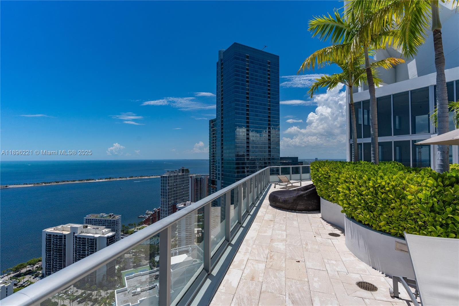 1300 Brickell Bay Dr #808, Miami FL 33131