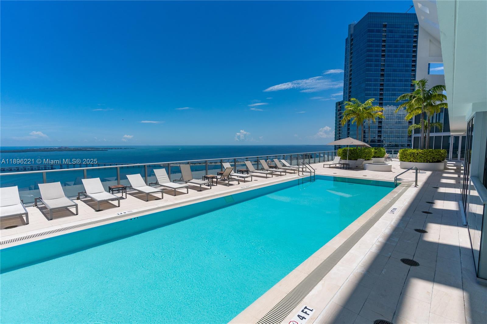 1300 Brickell Bay Dr #808, Miami FL 33131