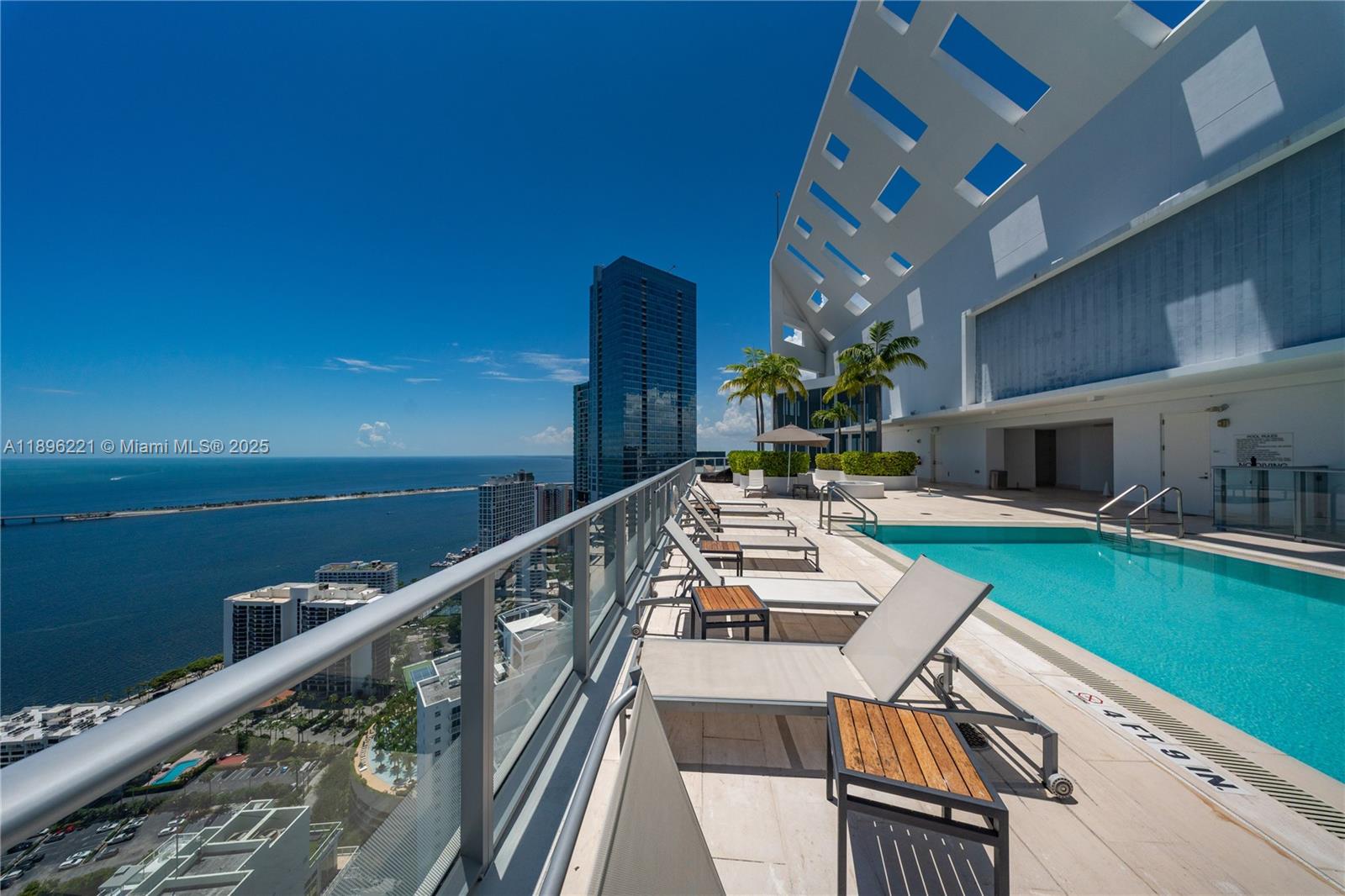 1300 Brickell Bay Dr #808, Miami FL 33131