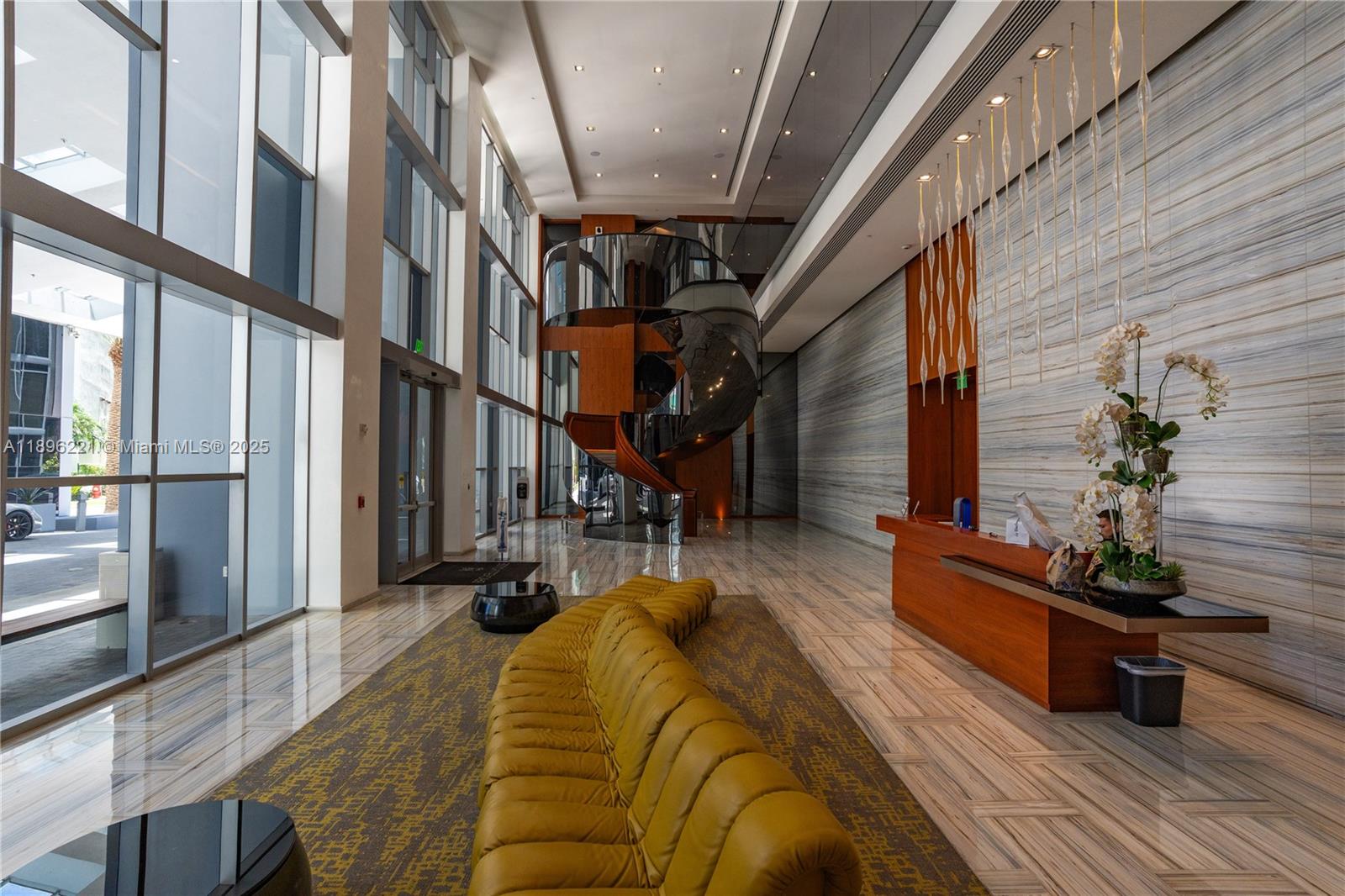 1300 Brickell Bay Dr #808, Miami FL 33131