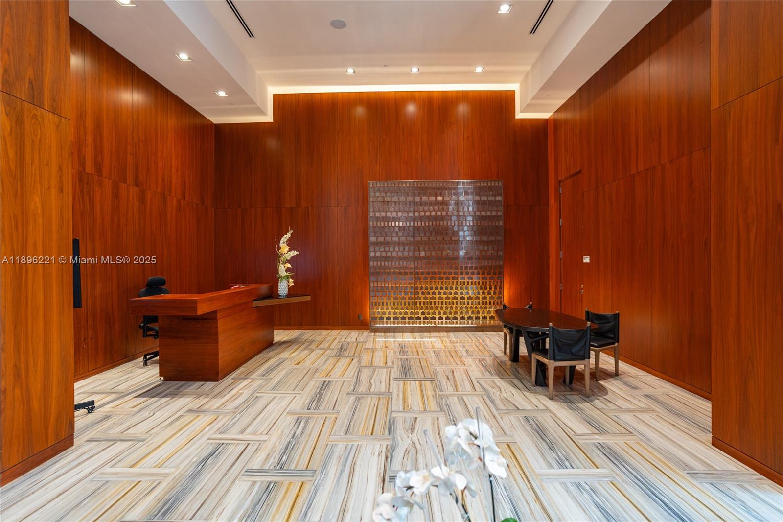 1300 Brickell Bay Dr #808, Miami FL 33131