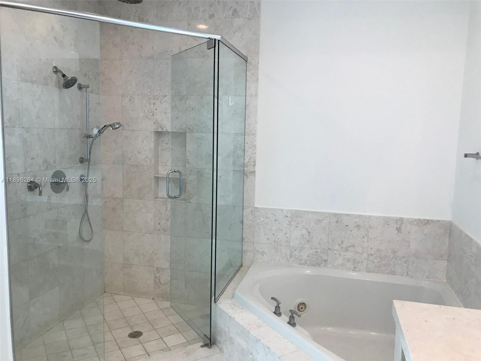 900 Brickell Key Blvd #2205, Miami FL 33131