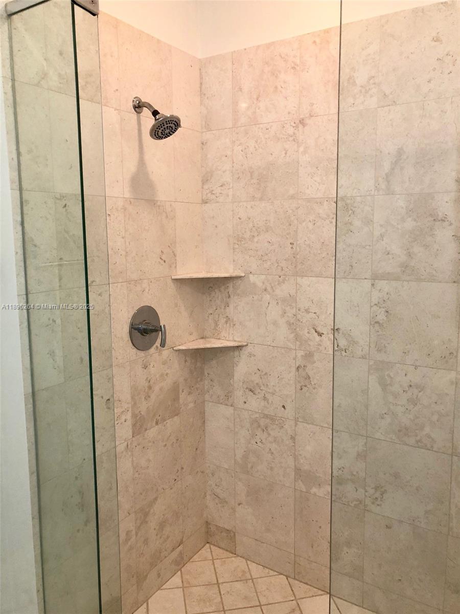 900 Brickell Key Blvd #2205, Miami FL 33131