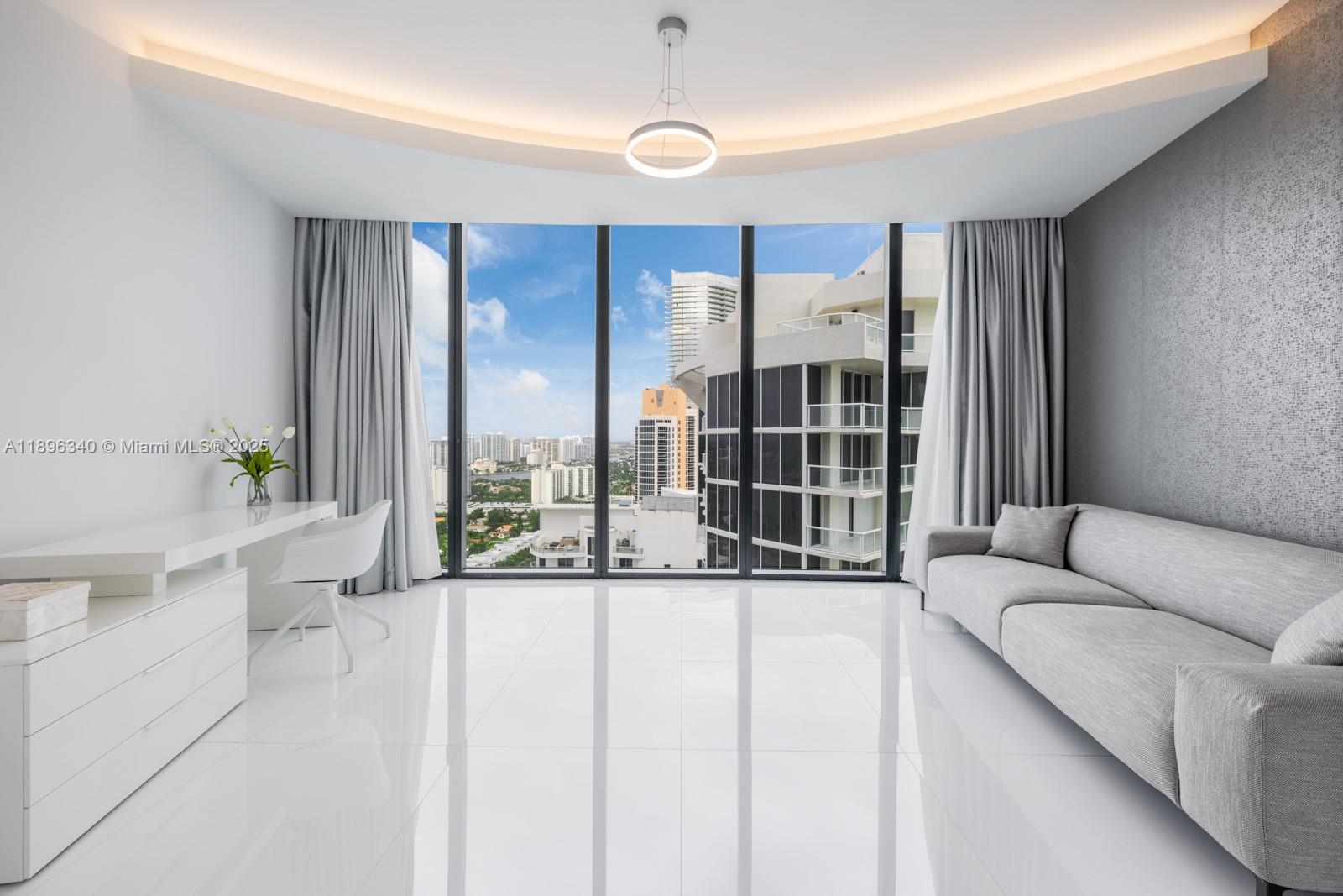 18555 Collins Ave #2805, Sunny Isles Beach FL 33160
