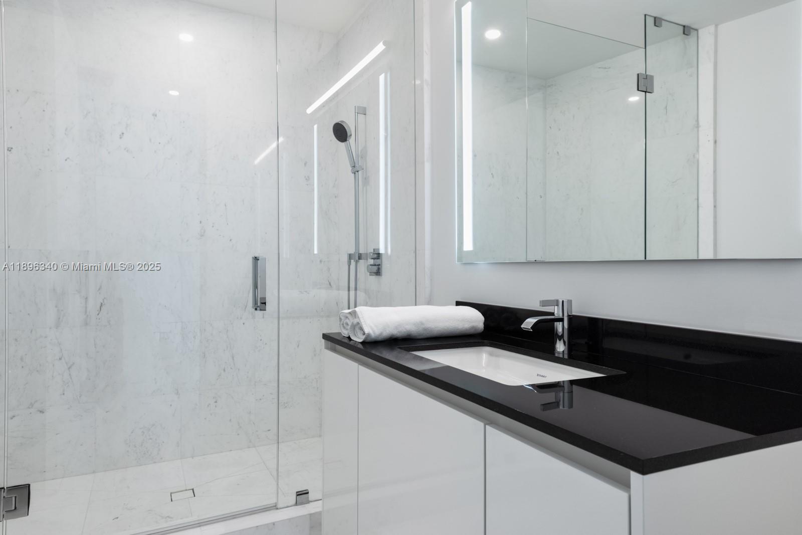 18555 Collins Ave #2805, Sunny Isles Beach FL 33160