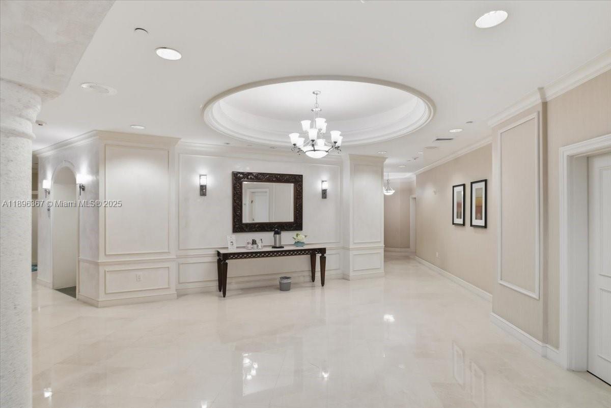 20000 E Country Club Dr #516, Aventura FL 33180
