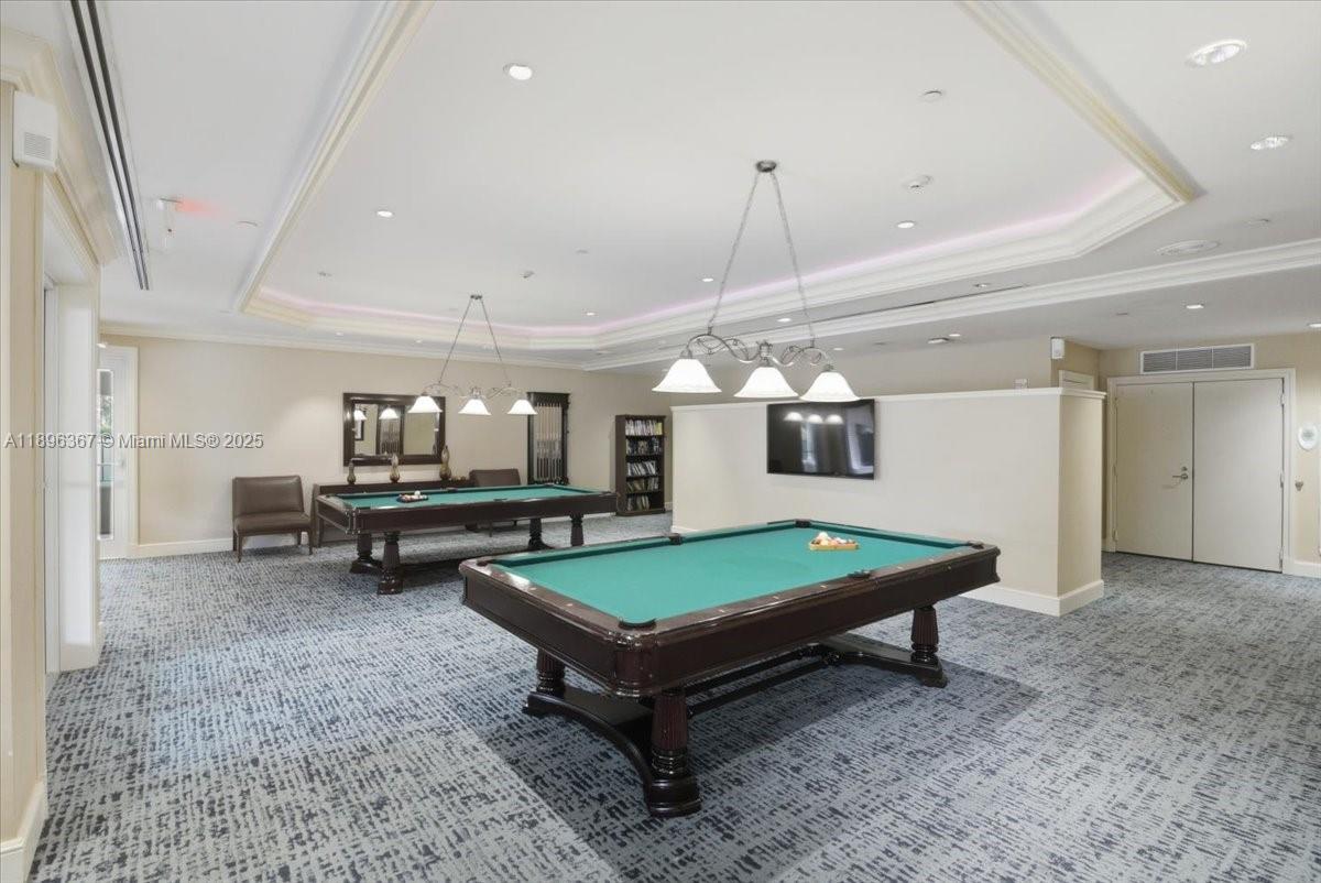 20000 E Country Club Dr #516, Aventura FL 33180