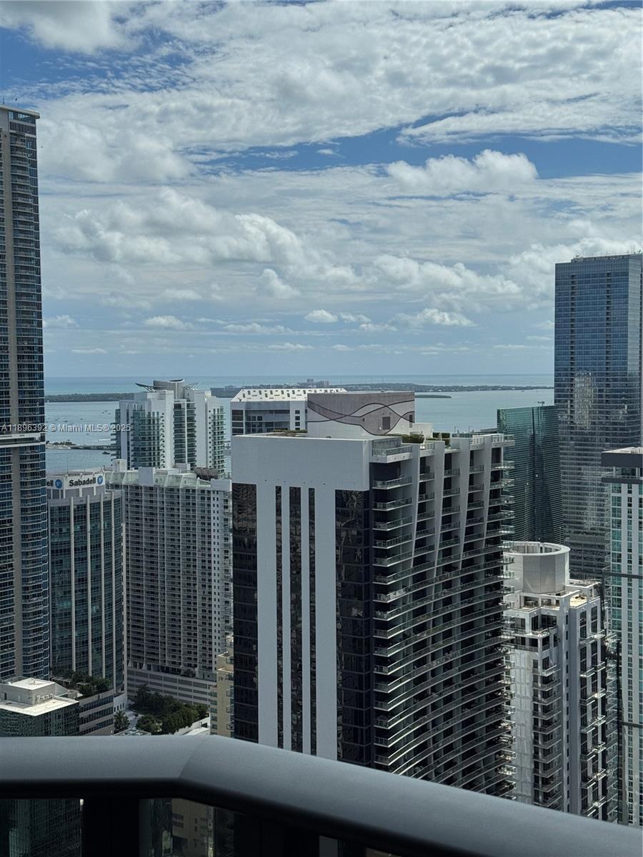 801 S Miami Ave #5302, Miami FL 33130