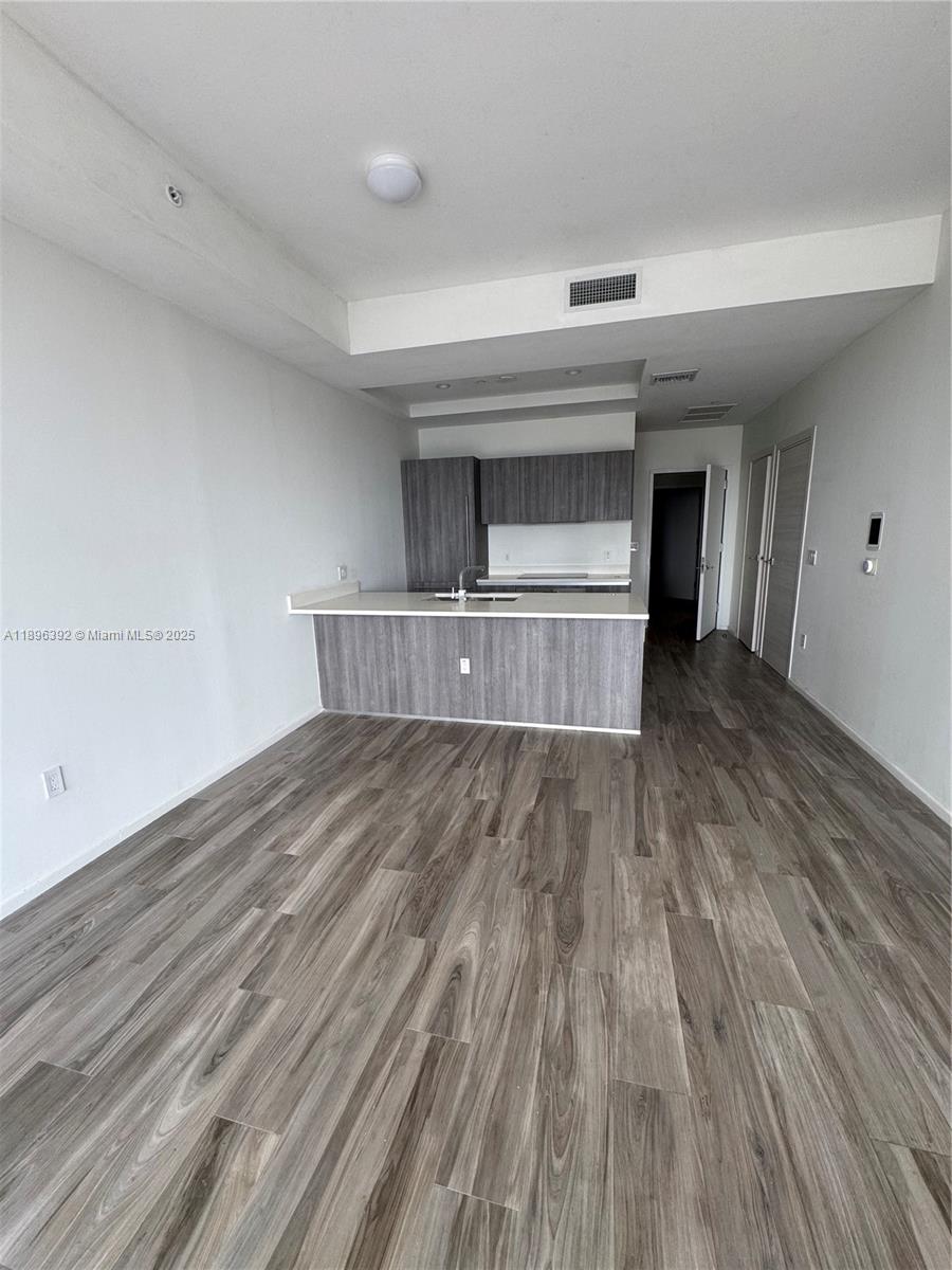 801 S Miami Ave #5302, Miami FL 33130