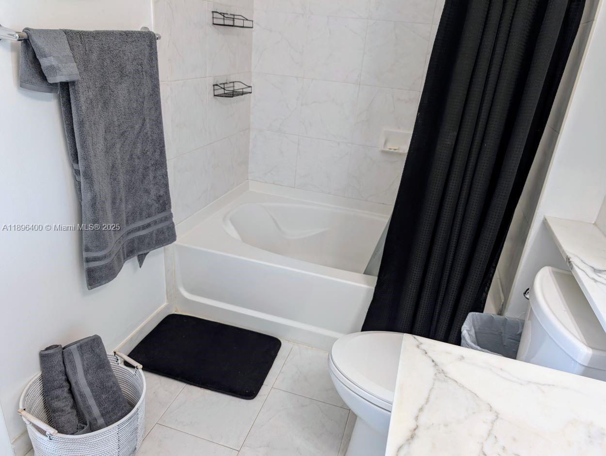 234 NE 3rd St #1204, Miami FL 33132
