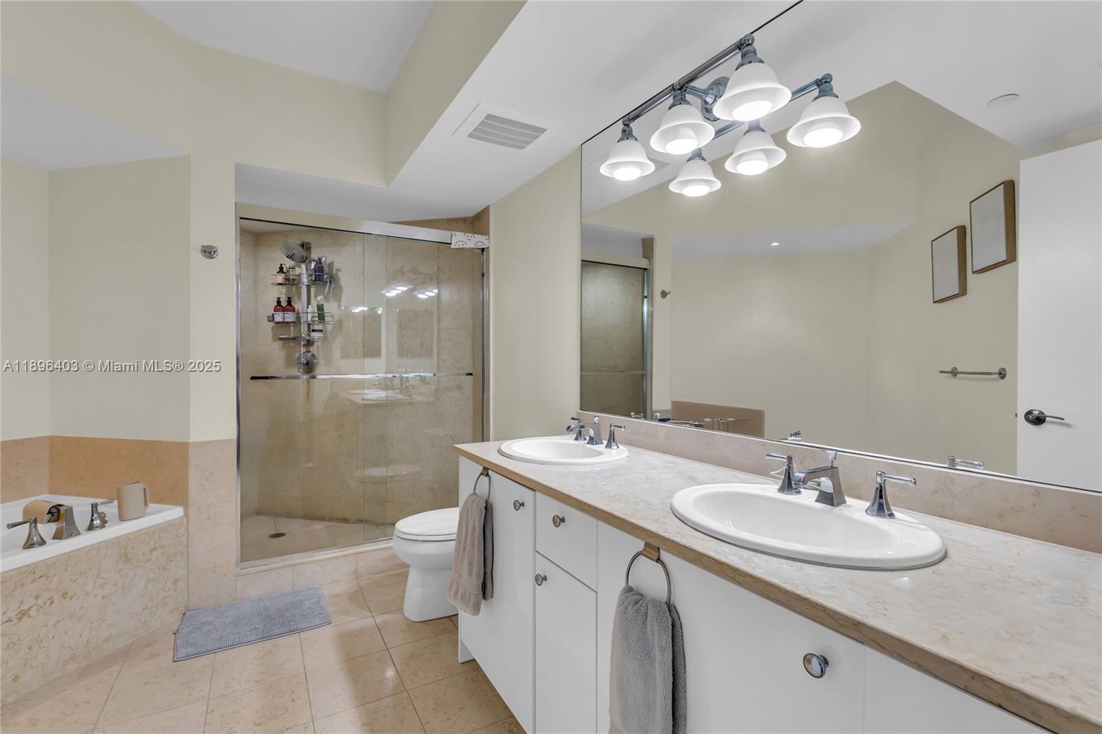 20000 E Country Club Dr #501, Aventura FL 33180
