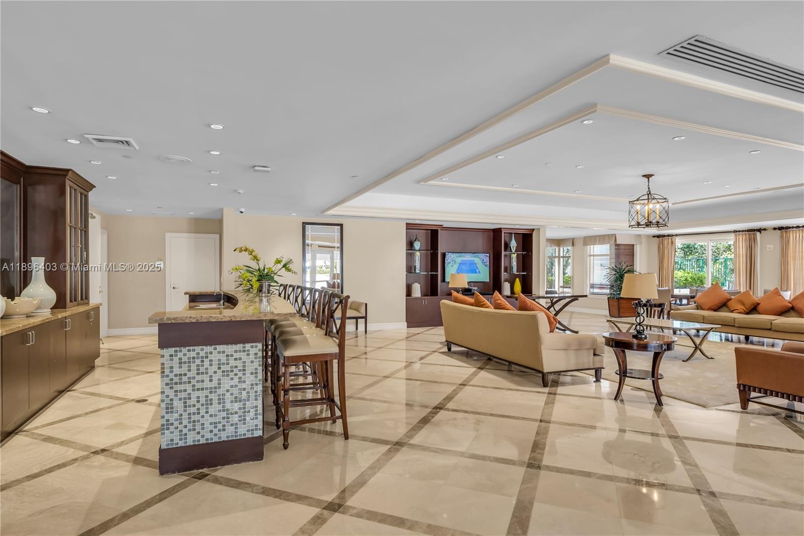 20000 E Country Club Dr #501, Aventura FL 33180