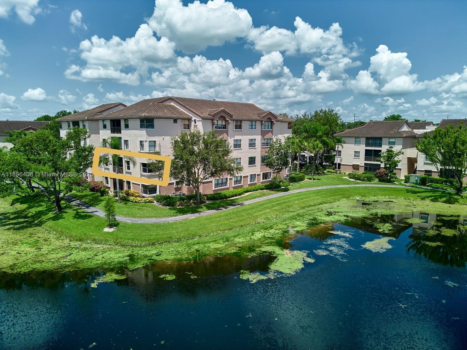 4400 NW 30th St #224, Coconut Creek FL 33066