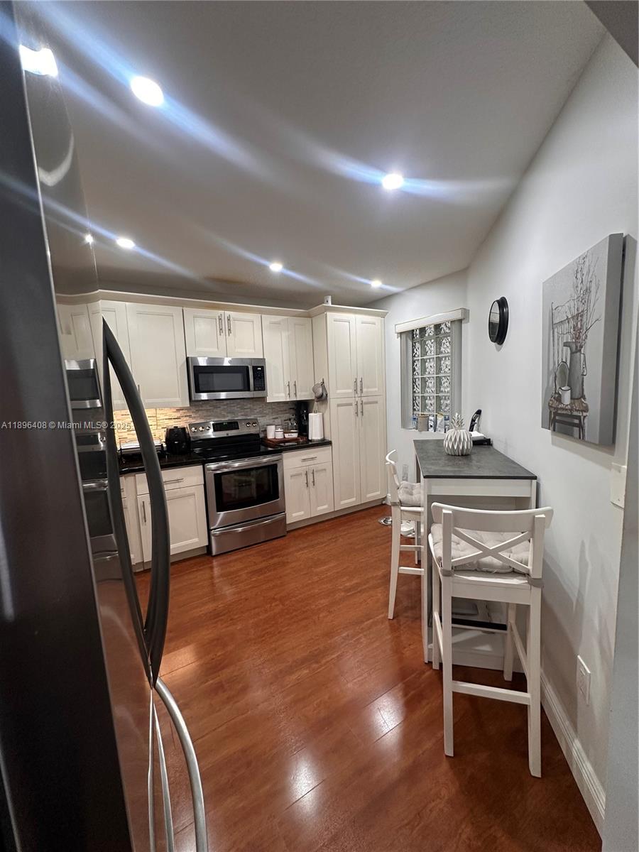 4400 NW 30th St #224, Coconut Creek FL 33066