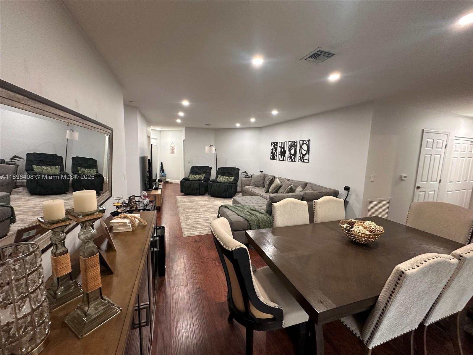 4400 NW 30th St #224, Coconut Creek FL 33066
